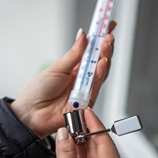 Udendørs termometer med metalramme (-50°C til +50°C) 20cm – photo 4