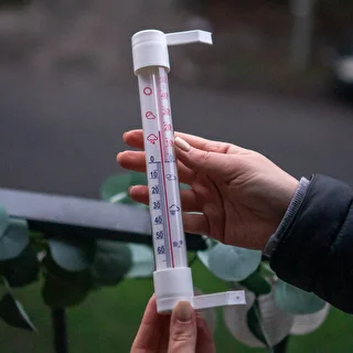 Hvidt udendørs termometer (-50°C til +50°C) 18cm – photo 4