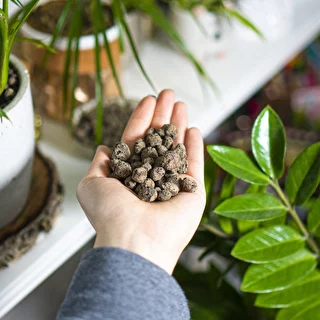 Leca til potteplanter, havebrug og skove i glas 10–20 mm, 4L – photo 13