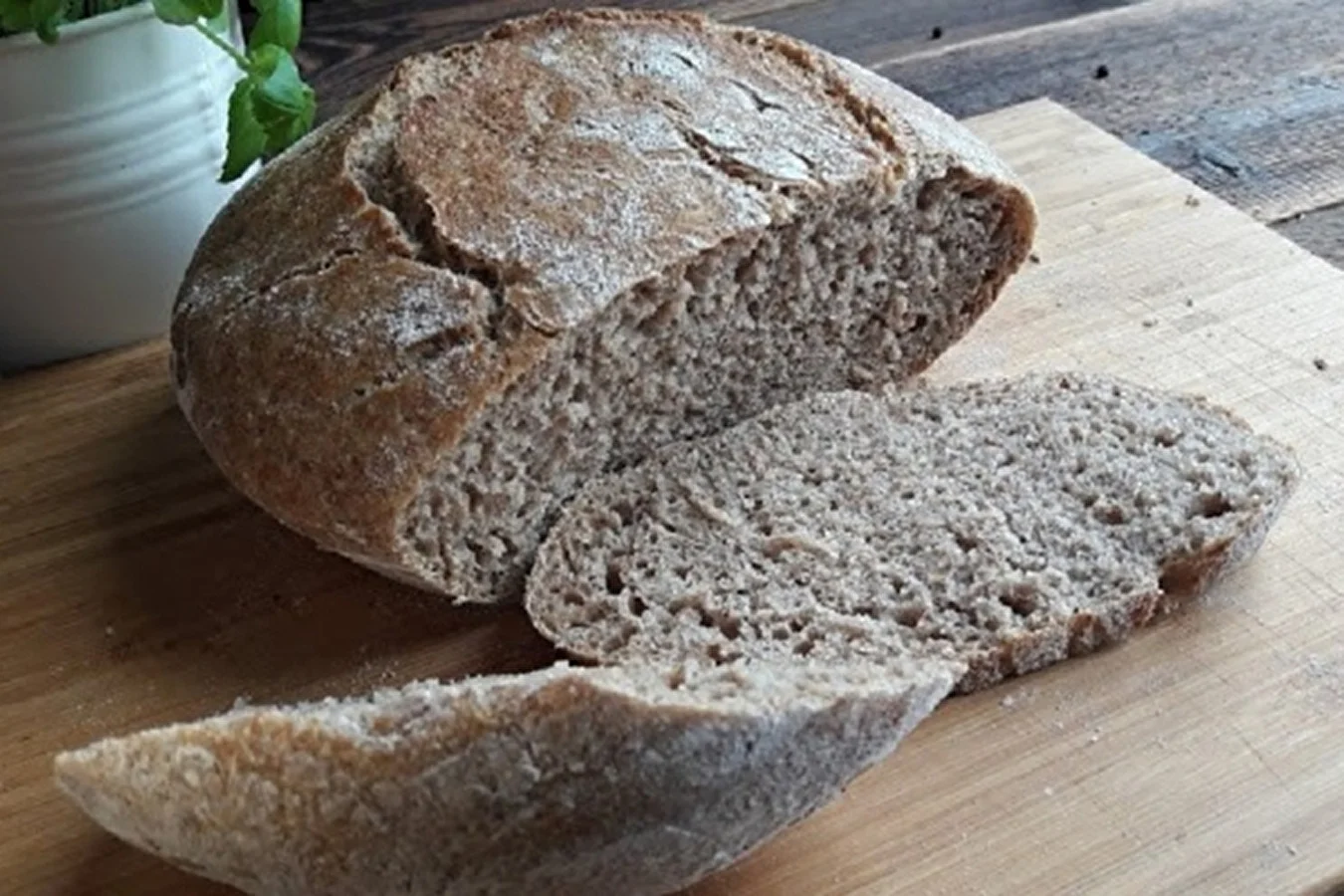 Hvedebrød med fuldkornsmel