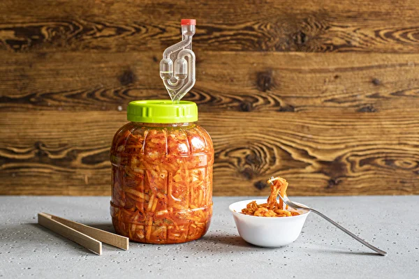 Pikant kimchi med æble