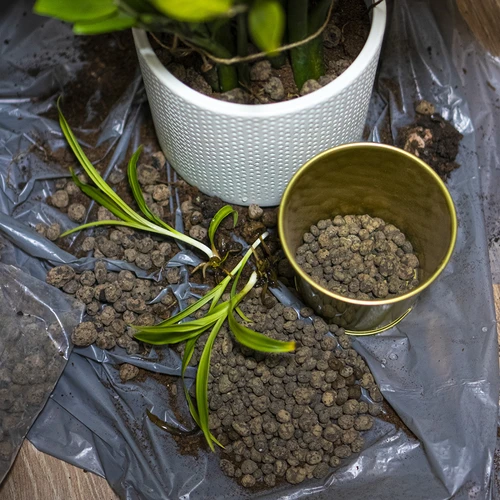 Leca til potteplanter, havebrug og skov i glas, 4-10 mm, 2L - 8