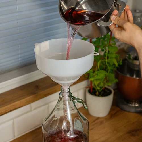 Plastiktragt fi20cm - 4