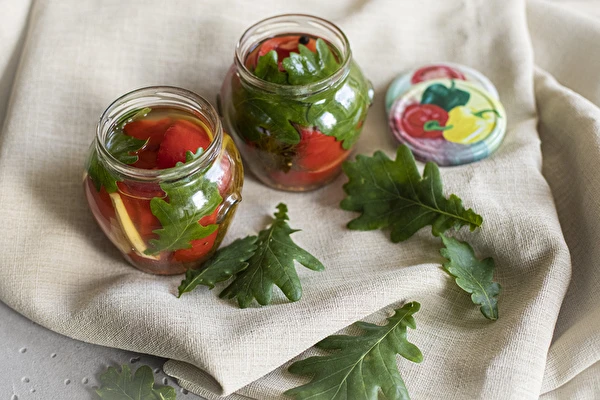 Afsnit 2: Fermenterede peberfrugter med egeblade