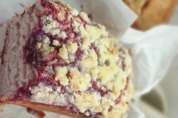 Vores kunders opskrifter: Gærkage med hindbær