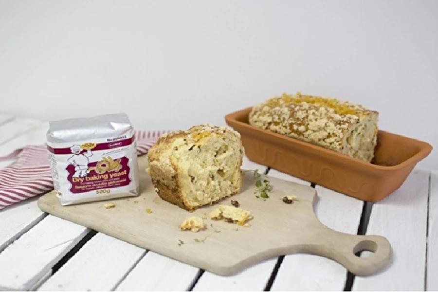 Browin Przepiśnik - Hjemmebagt gærkage med solbær eller ribs og smuldredej