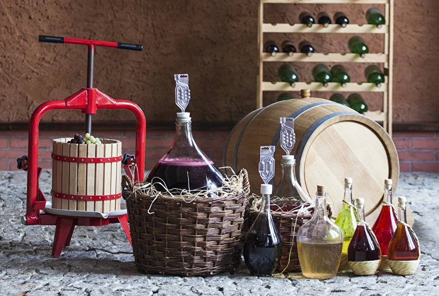 Hvordan laver man vin trin for trin?