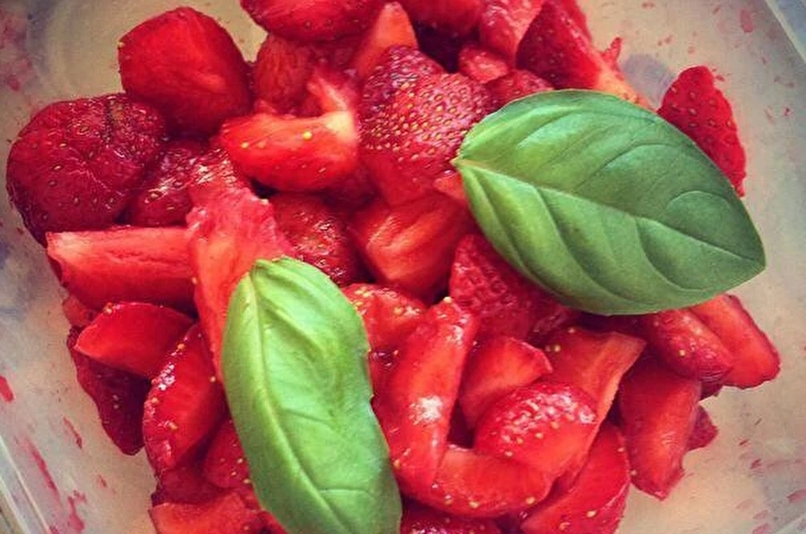 Browin Przepiśnik - Jordbærmarmelade med basilikum