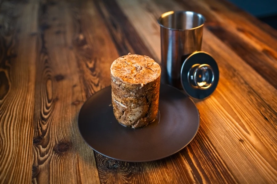 Browin Przepiśnik - Roulade af svinekam med kyllingebryst - skinkekoger