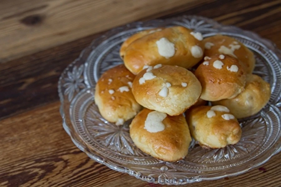 Browin Przepiśnik - Søde boller med blommer