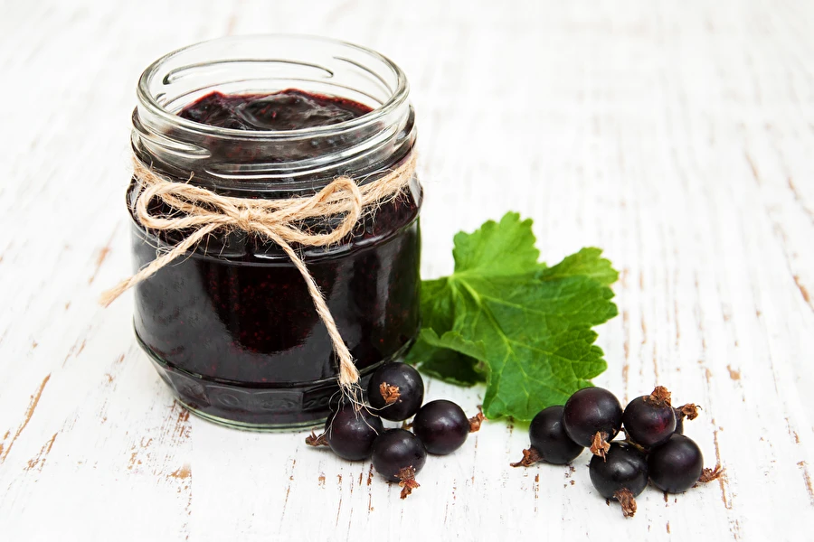 Solbær- og æblemarmelade